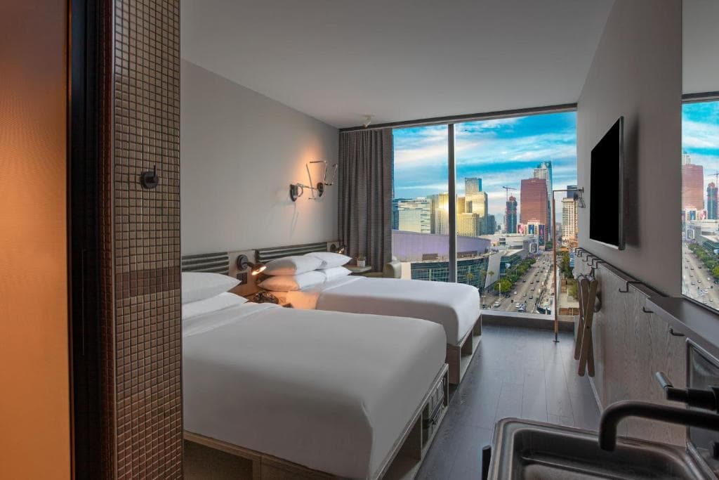Moxy Hotel, photo 2