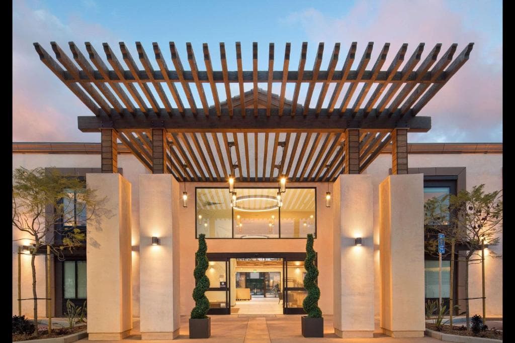 The Cove Hotel, photo 1
