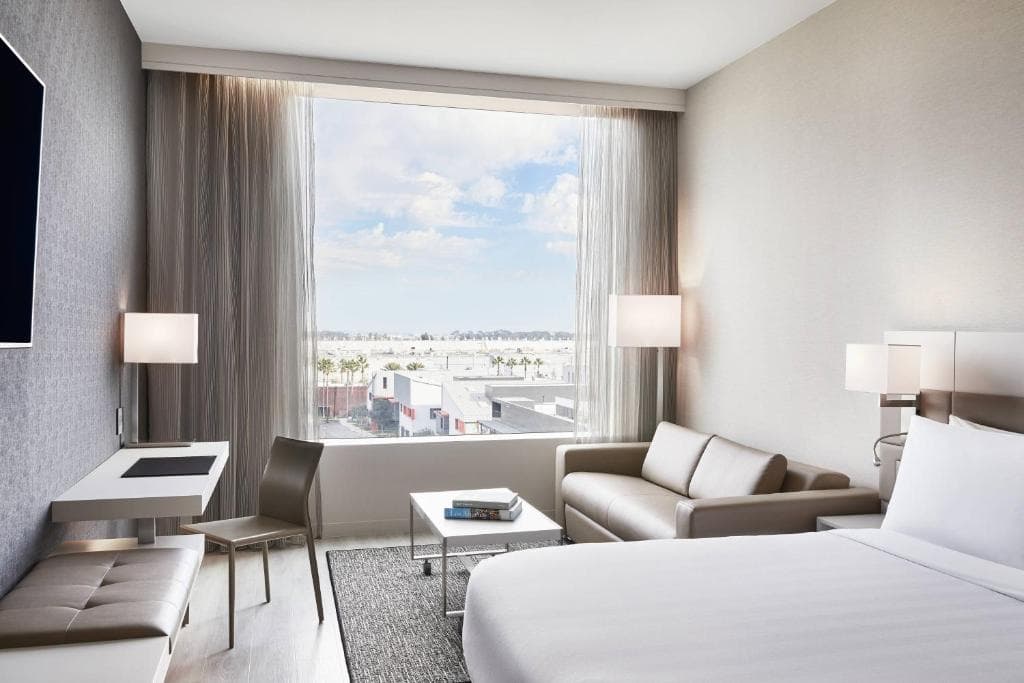 AC Hotel by Marriott Los Angeles South Bay, photo 2