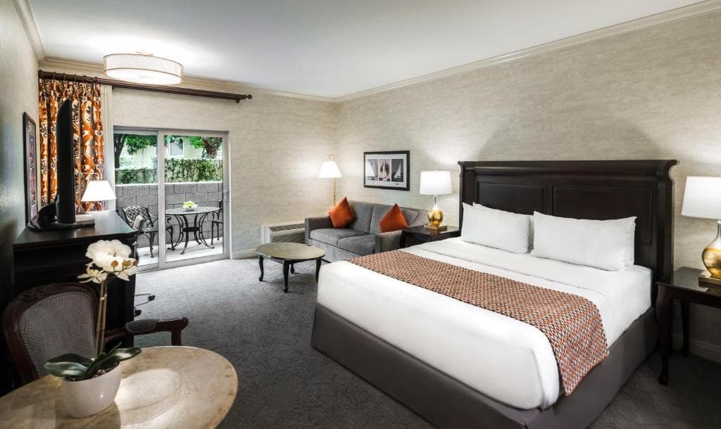Ayres Hotel Costa Mesa, photo 2