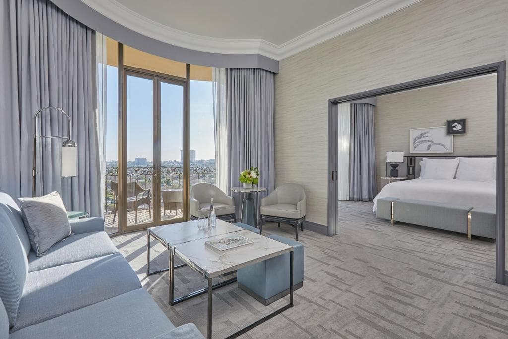 Beverly Wilshire, a Four Seasons Hotel, photo 2