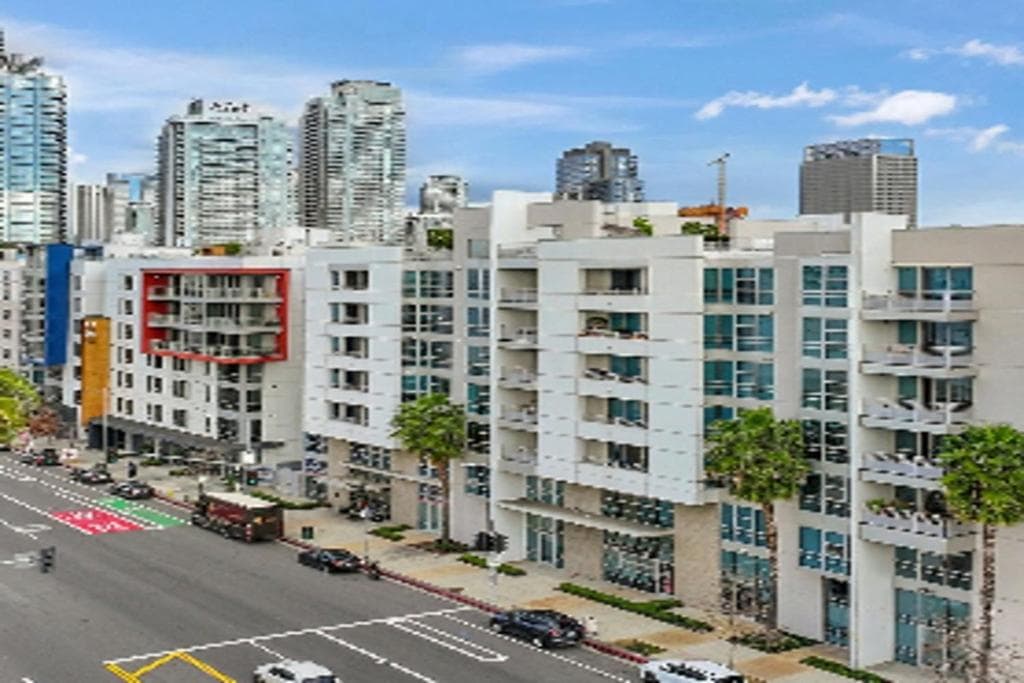 BP Stay Serviced Apartment DTLA, photo 1