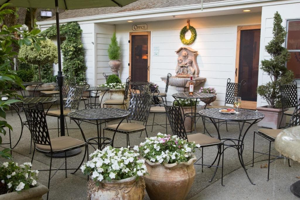 Cottage Grove Inn, photo 4