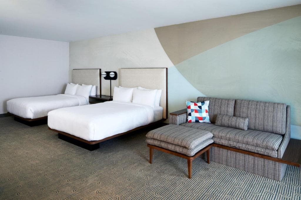Courtyard by Marriott Santa Barbara Downtown, photo 2