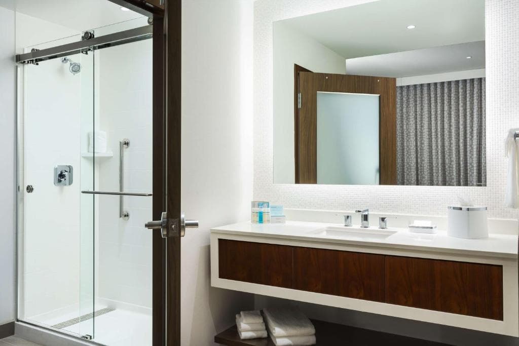 Hampton Inn & Suites Santa Monica, photo 3