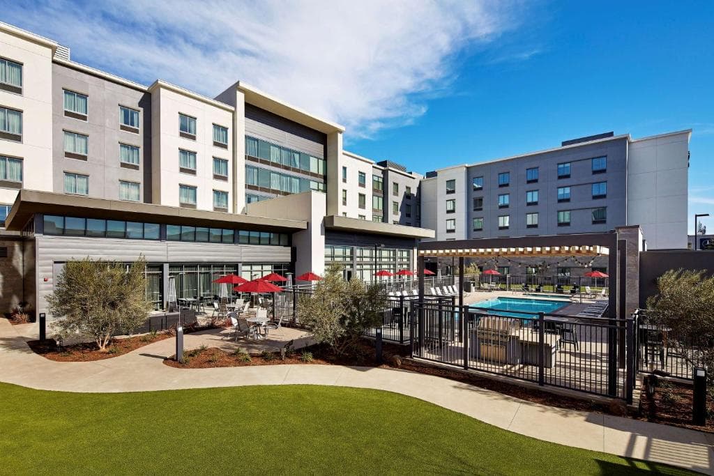 Hampton Inn Long Beach Airport, Ca, photo 1