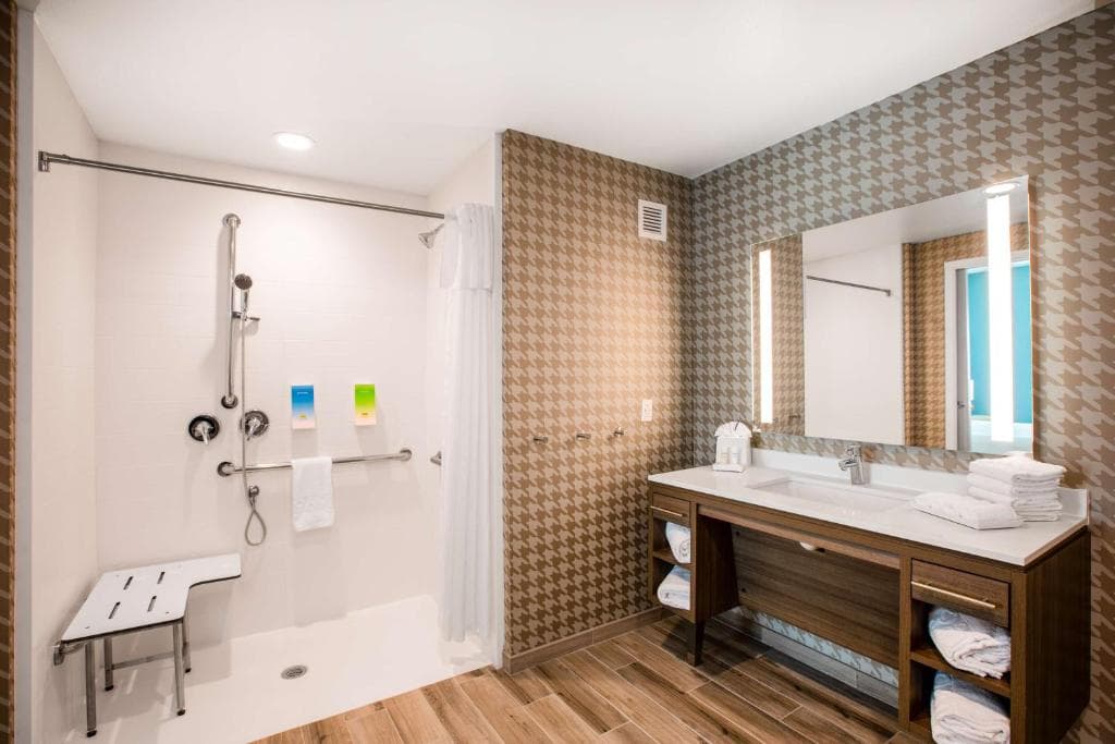 Home2 Suites By Hilton Carlsbad, Ca, photo 3