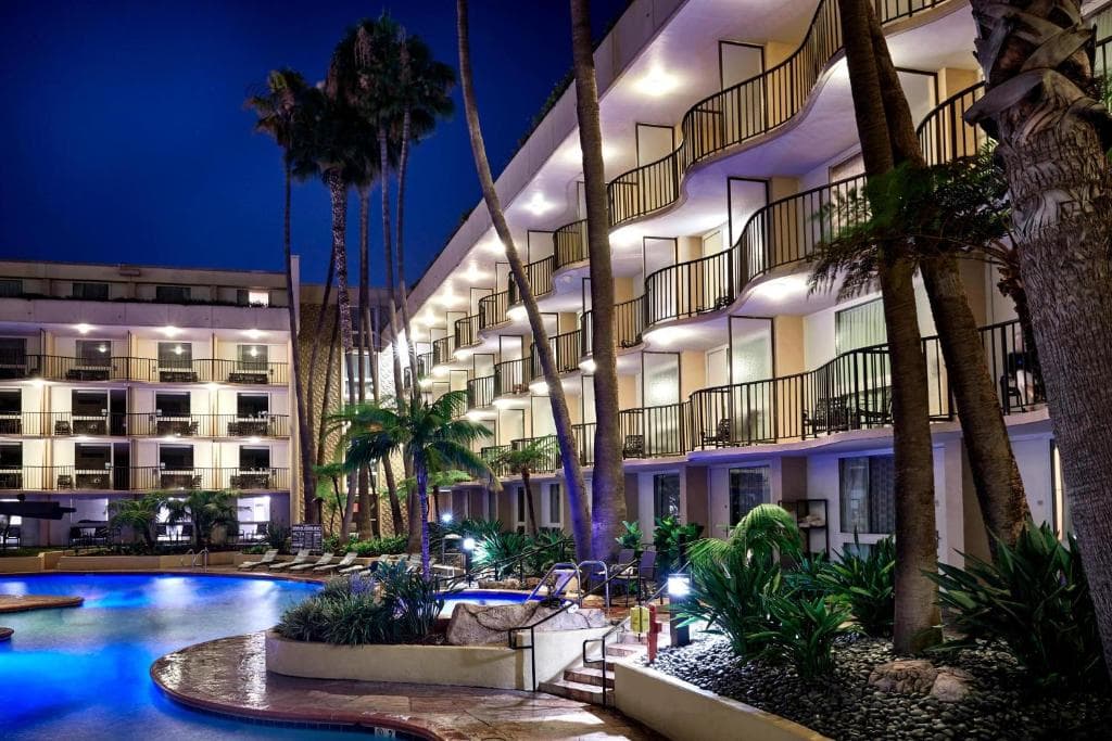 Los Angeles Airport Marriott, photo 4