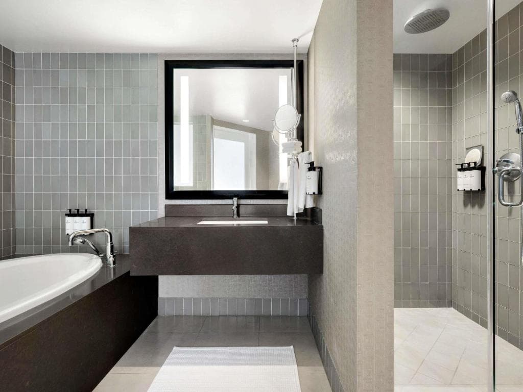 Sofitel Los Angeles at Beverly Hills, photo 3